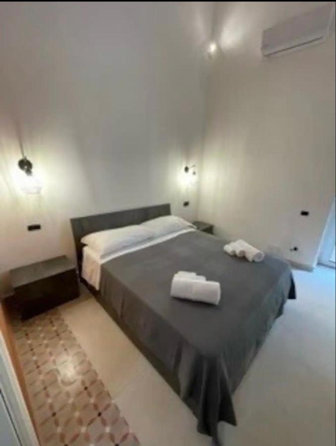 B&B Vittoria Napoli Exterior foto
